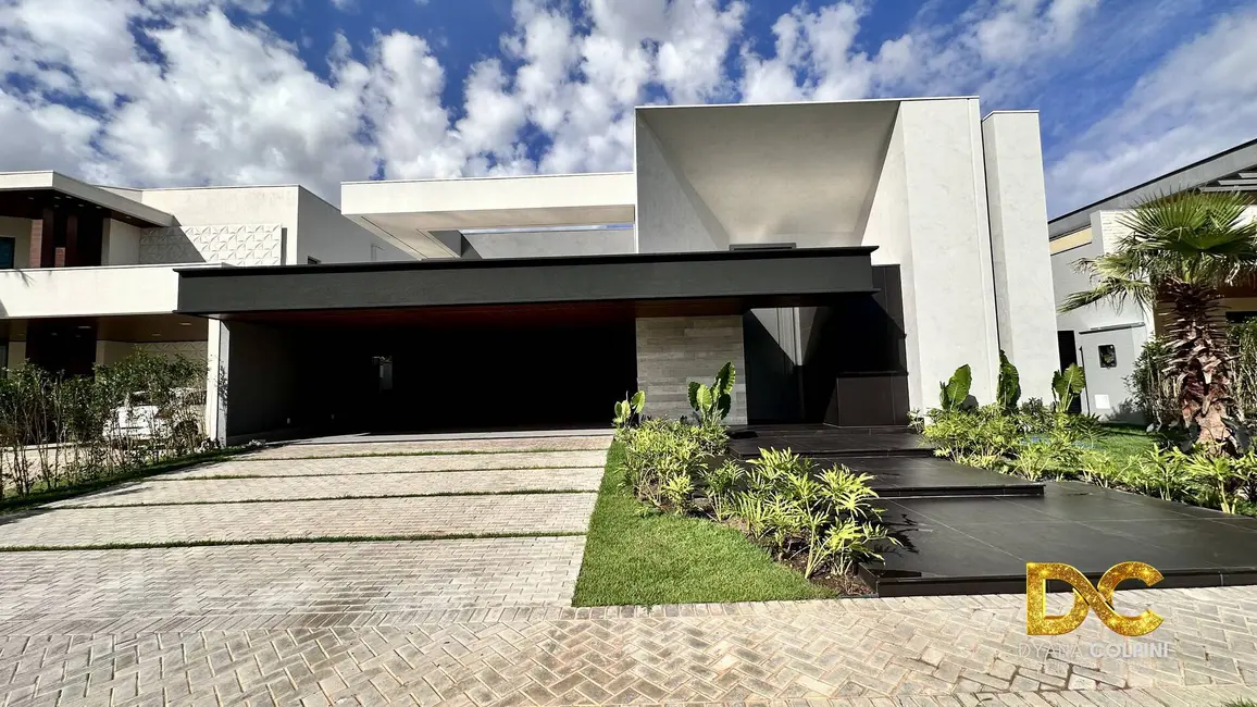 Casa de Condomínio com 4 quartos à venda, 400m2 em Morada dos Nobres, Cuiaba - MT - imagem 3 Foto 3 de Casa de Condomínio com 4 quartos à venda, 400m2 em Morada dos Nobres, Cuiaba - MT