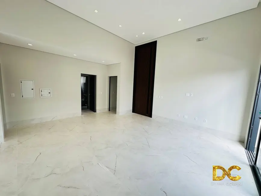 Foto 9 de Casa de Condomínio com 3 quartos à venda, 235m2 em Santa Rosa, Cuiaba - MT