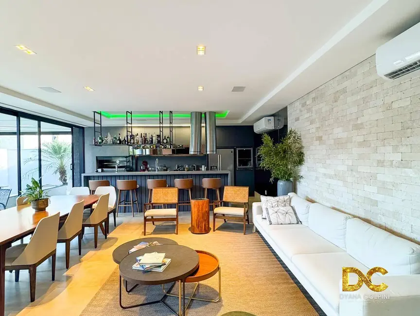 Foto 4 de Casa de Condomínio com 3 quartos à venda, 463m2 em Cuiaba - MT