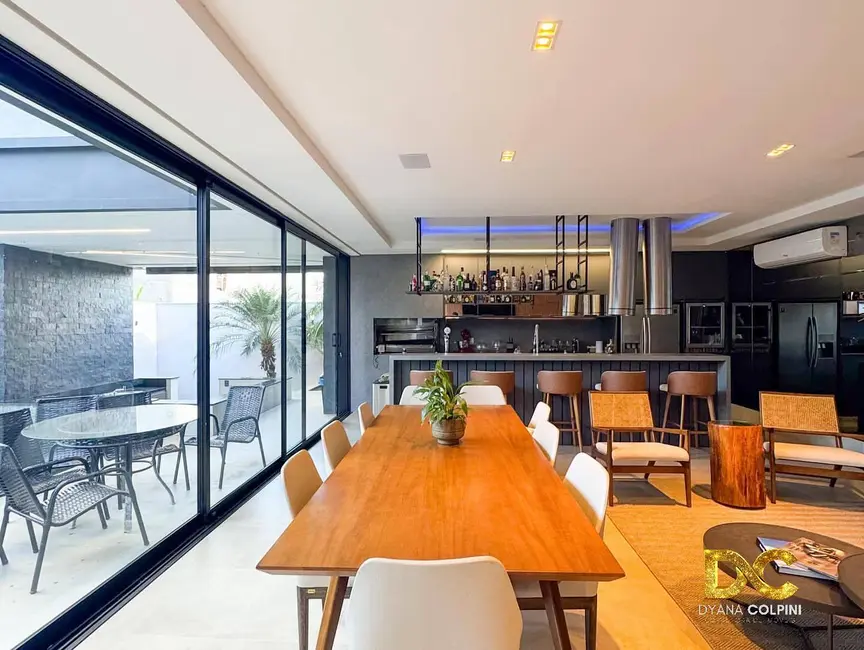 Foto 2 de Casa de Condomínio com 3 quartos à venda, 463m2 em Cuiaba - MT