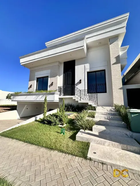 Casa de Condomínio com 4 quartos à venda, 474m2 em Cuiaba - MT - imagem 1 Foto 1 de Casa de Condomínio com 4 quartos à venda, 474m2 em Cuiaba - MT