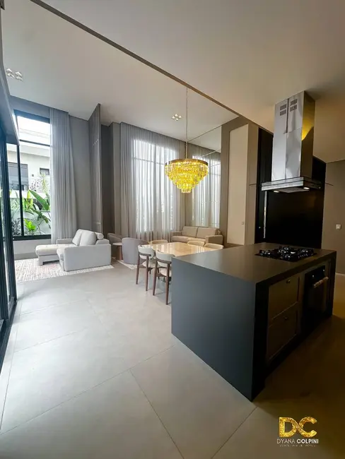 Casa de Condomínio com 3 quartos à venda, 205m2 em Ribeirão do Lipa, Cuiaba - MT - imagem 5 Foto 5 de Casa de Condomínio com 3 quartos à venda, 205m2 em Ribeirão do Lipa, Cuiaba - MT