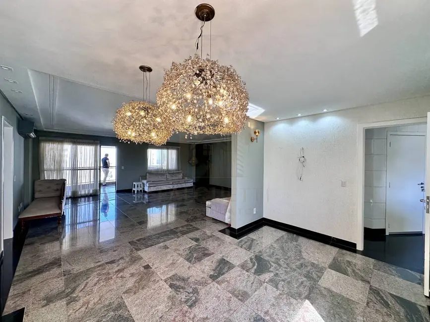 Foto 6 de Apartamento com 3 quartos para alugar, 256m2 em Popular, Cuiaba - MT