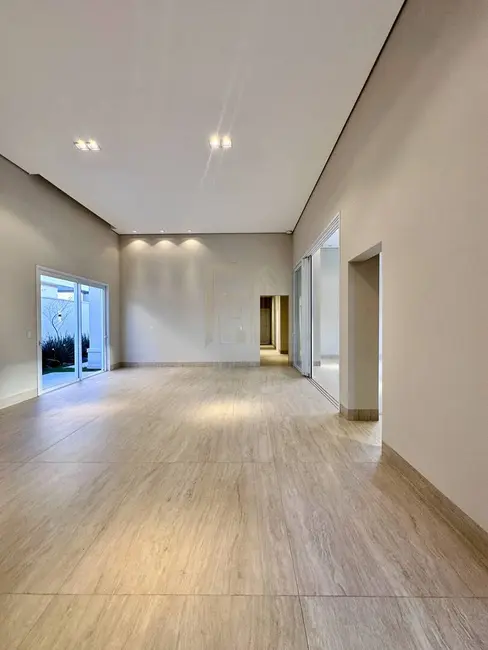 Foto 5 de Casa de Condomínio com 4 quartos à venda, 394m2 em Morada dos Nobres, Cuiaba - MT