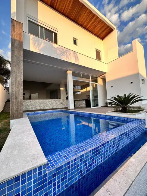 Foto 2 de Casa de Condomínio com 3 quartos à venda e para alugar, 381m2 em Cuiaba - MT