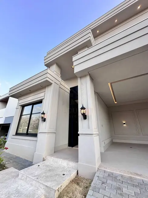 Foto 2 de Casa de Condomínio com 4 quartos à venda em Ribeirão do Lipa, Cuiaba - MT