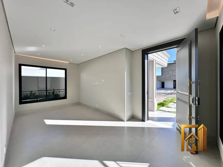 Foto 8 de Casa de Condomínio com 4 quartos à venda, 300m2 em Morada dos Nobres, Cuiaba - MT