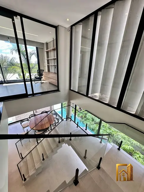 Casa de Condomínio com 3 quartos à venda, 381m2 em Núcleo Habitacional Sucuri, Cuiaba - MT - imagem 7 Foto 7 de Casa de Condomínio com 3 quartos à venda, 381m2 em Núcleo Habitacional Sucuri, Cuiaba - MT