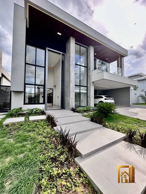 Casa de Condomínio com 4 quartos à venda, 353m2 em Cuiaba - MT - imagem 2 Foto 2 de Casa de Condomínio com 4 quartos à venda, 353m2 em Cuiaba - MT