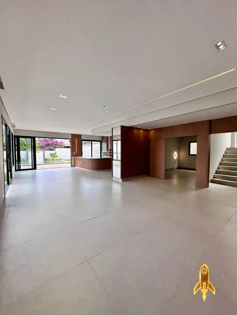 Casa de Condomínio com 3 quartos à venda, 312m2 em Condomínio Florais Cuiabá Residencial, Cuiaba - MT - imagem 9 Foto 9 de Casa de Condomínio com 3 quartos à venda, 312m2 em Condomínio Florais Cuiabá Residencial, Cuiaba - MT