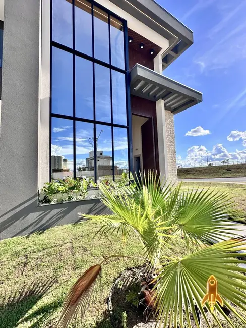 Foto 3 de Casa de Condomínio com 3 quartos à venda em Ribeirão do Lipa, Cuiaba - MT