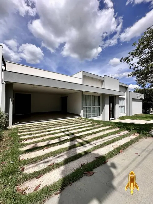 Foto 3 de Casa de Condomínio com 3 quartos à venda, 236m2 em Condomínio Belvedere, Cuiaba - MT