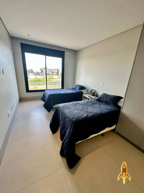 Foto 29 de Casa de Condomínio com 3 quartos à venda, 236m2 em Ribeirão do Lipa, Cuiaba - MT