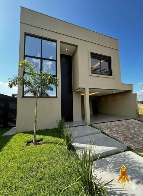 Foto 2 de Casa de Condomínio com 3 quartos à venda, 250m2 em Ribeirão do Lipa, Cuiaba - MT