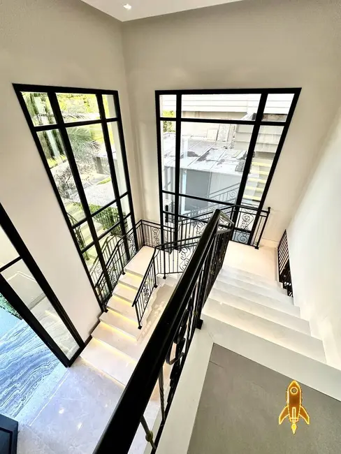 Foto 6 de Casa de Condomínio com 5 quartos à venda, 408m2 em Cuiaba - MT