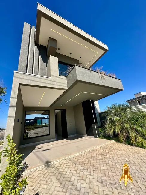 Foto 3 de Casa de Condomínio com 4 quartos à venda, 229m2 em Ribeirão do Lipa, Cuiaba - MT