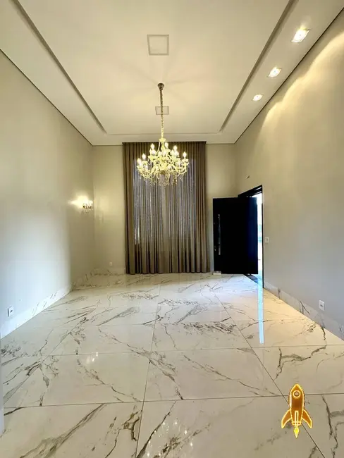 Foto 3 de Casa de Condomínio com 3 quartos à venda, 400m2 em Cuiaba - MT