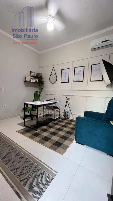 Foto 2 de Casa com 3 quartos à venda, 253m2 em Fernandopolis - SP
