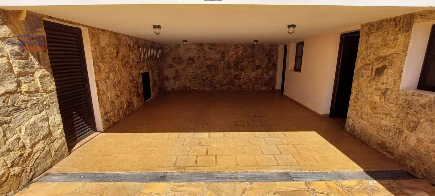 Foto 2 de Casa com 3 quartos à venda, 336m2 em Fernandopolis - SP