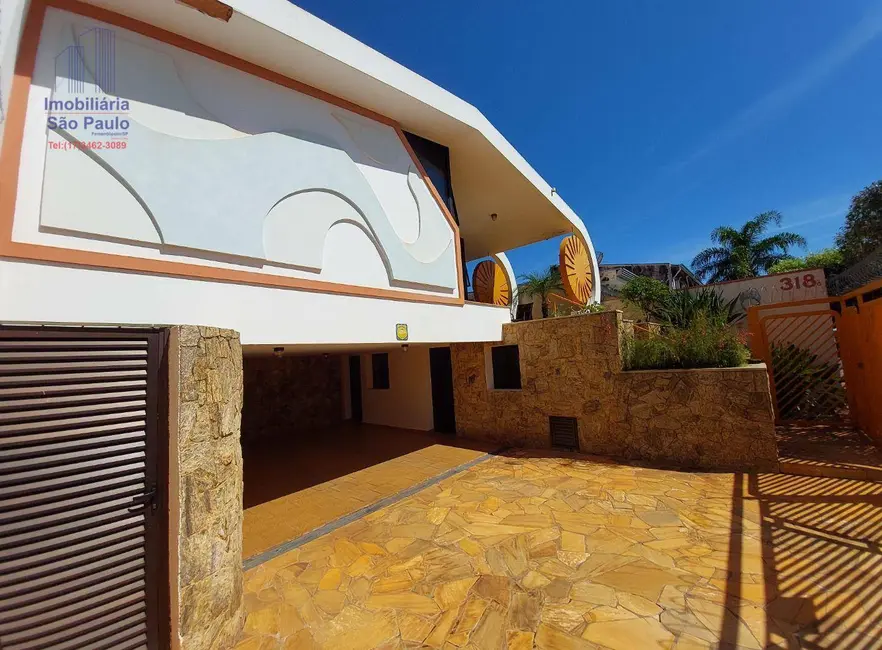 Foto 1 de Casa com 3 quartos à venda, 336m2 em Fernandopolis - SP