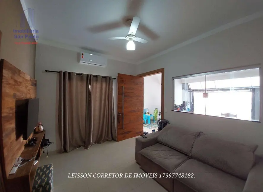 Foto 2 de Casa com 3 quartos à venda, 250m2 em Fernandopolis - SP