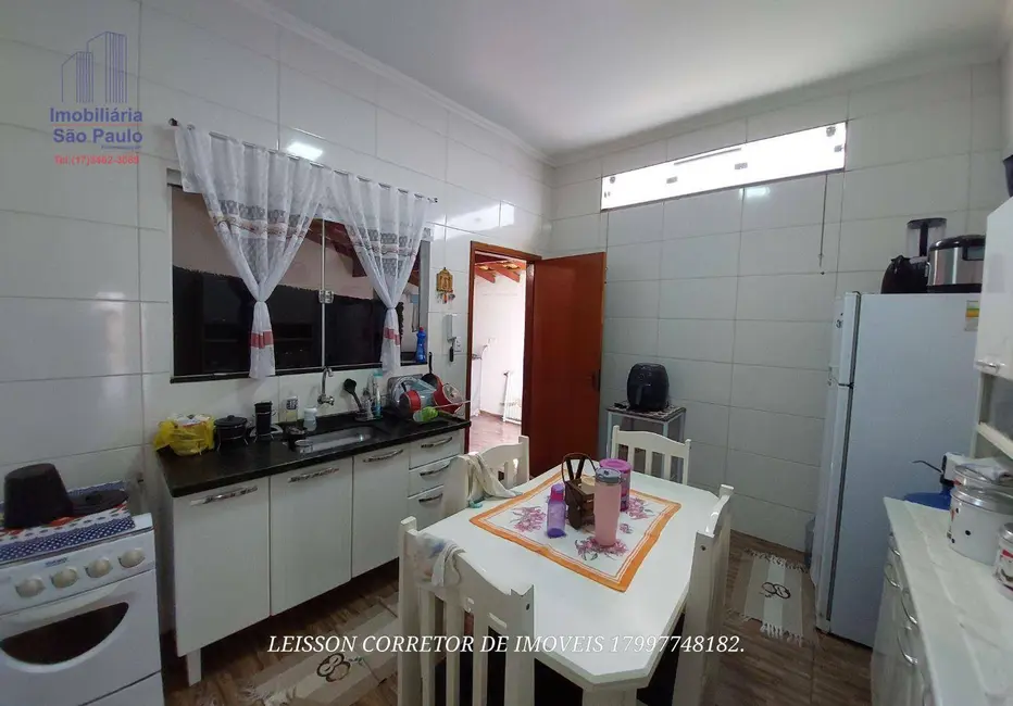 Casa com 2 quartos à venda, 138m2 em Fernandopolis - SP - imagem 3 Foto 3 de Casa com 2 quartos à venda, 138m2 em Fernandopolis - SP
