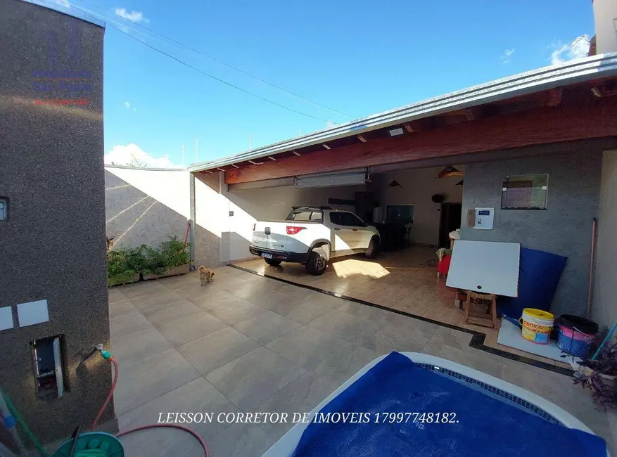 Casa com 3 quartos à venda, 210m2 em Fernandopolis - SP - imagem 1 Foto 1 de Casa com 3 quartos à venda, 210m2 em Fernandopolis - SP