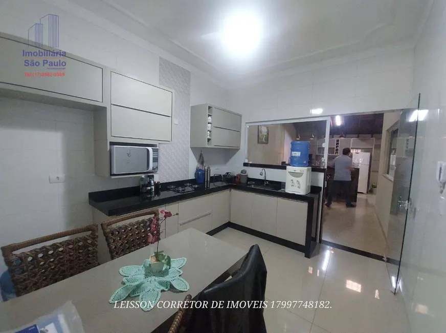 Foto 3 de Casa com 3 quartos à venda, 150m2 em Fernandopolis - SP