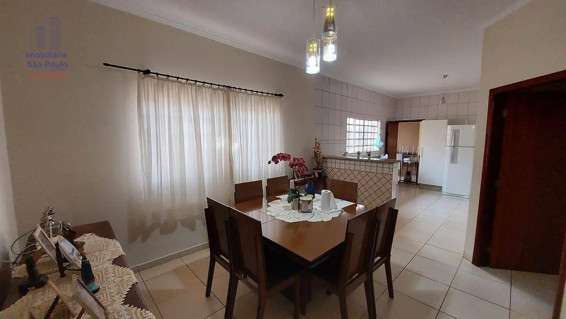 Foto 4 de Casa com 3 quartos à venda, 253m2 em Fernandopolis - SP