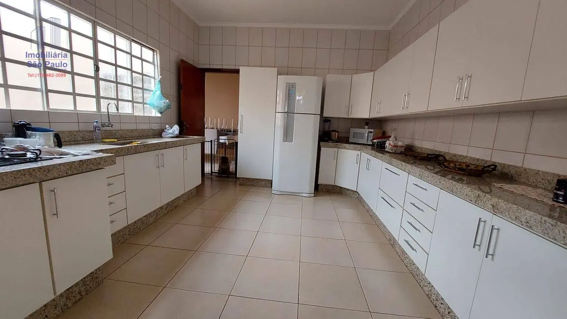 Foto 5 de Casa com 3 quartos à venda, 253m2 em Fernandopolis - SP