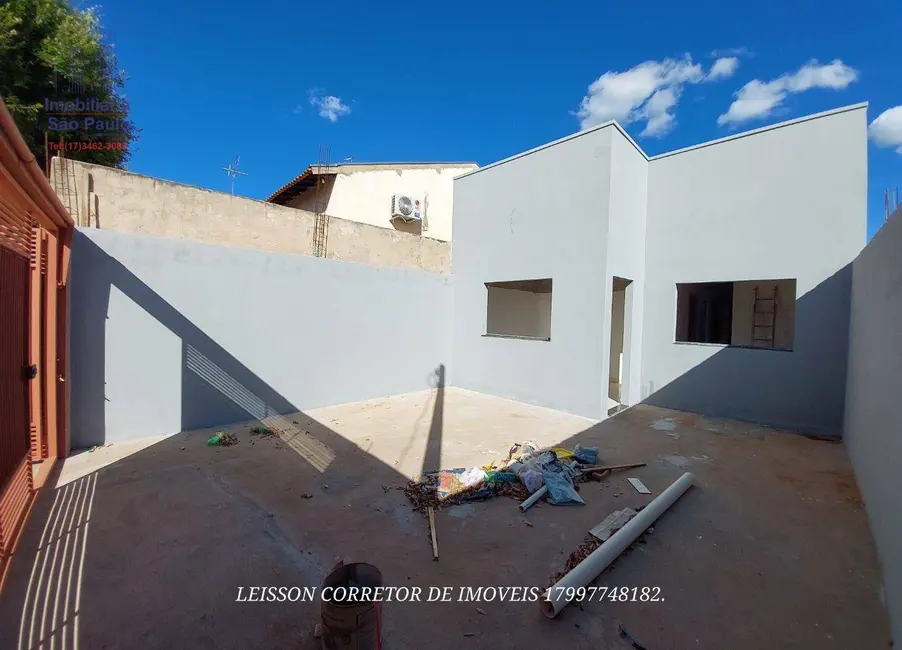 Foto 1 de Casa com 3 quartos à venda, 138m2 em Fernandopolis - SP