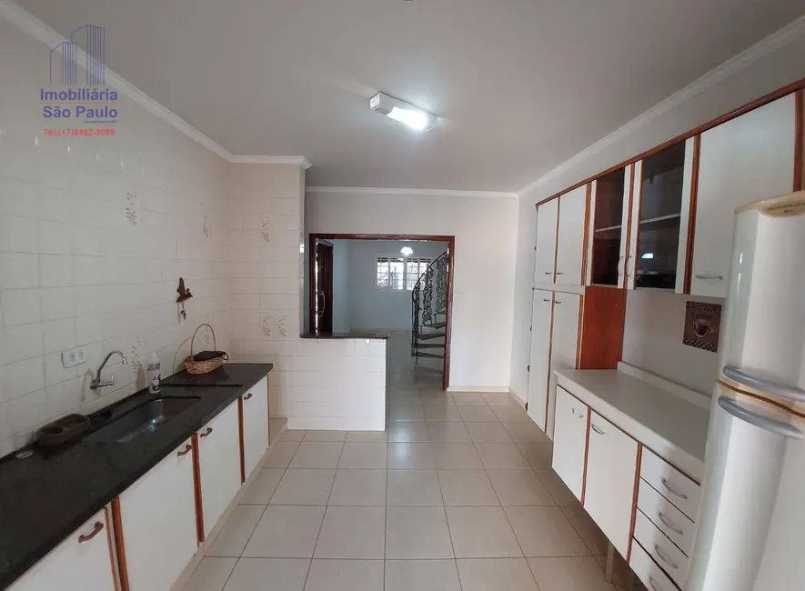 Sobrado com 3 quartos à venda, 150m2 em Fernandopolis - SP - imagem 5 Foto 5 de Sobrado com 3 quartos à venda, 150m2 em Fernandopolis - SP