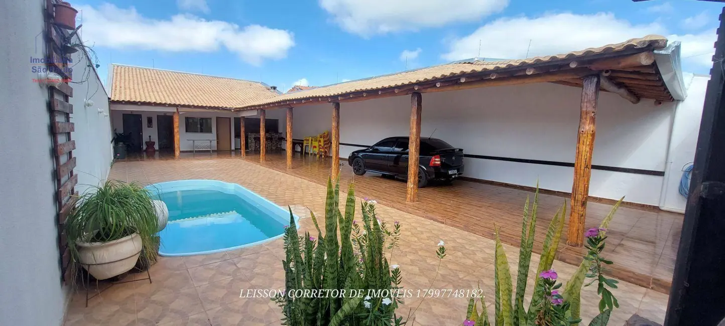 Foto 2 de Casa com 2 quartos à venda, 250m2 em Fernandopolis - SP