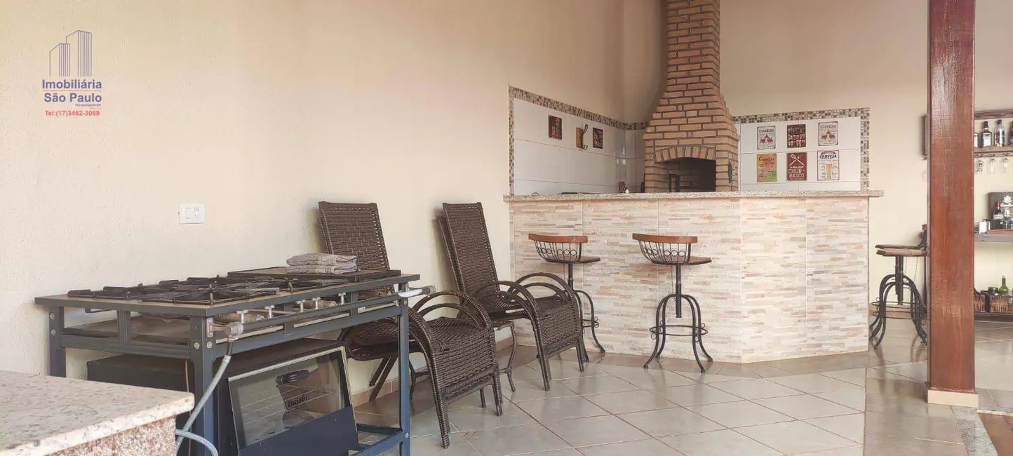 Foto 1 de Sobrado com 3 quartos à venda, 280m2 em Fernandopolis - SP