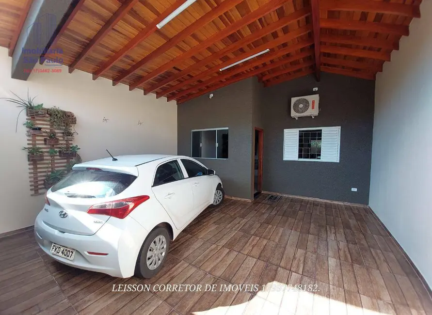 Foto 1 de Casa com 3 quartos à venda, 275m2 em Fernandopolis - SP