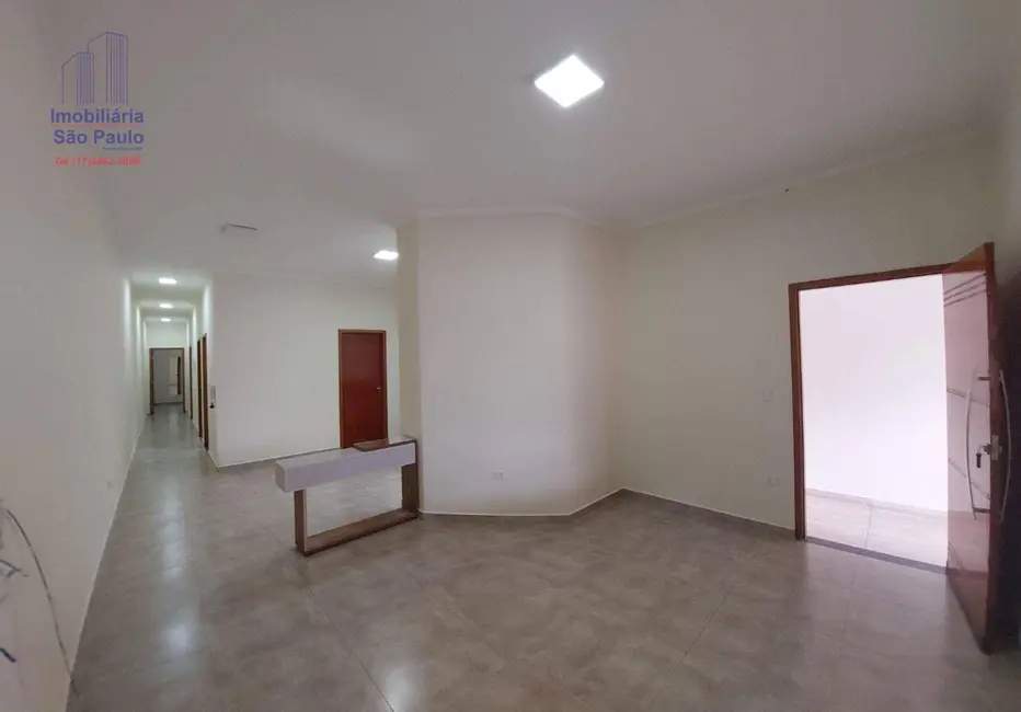 Foto 2 de Casa com 3 quartos à venda, 150m2 em Fernandopolis - SP