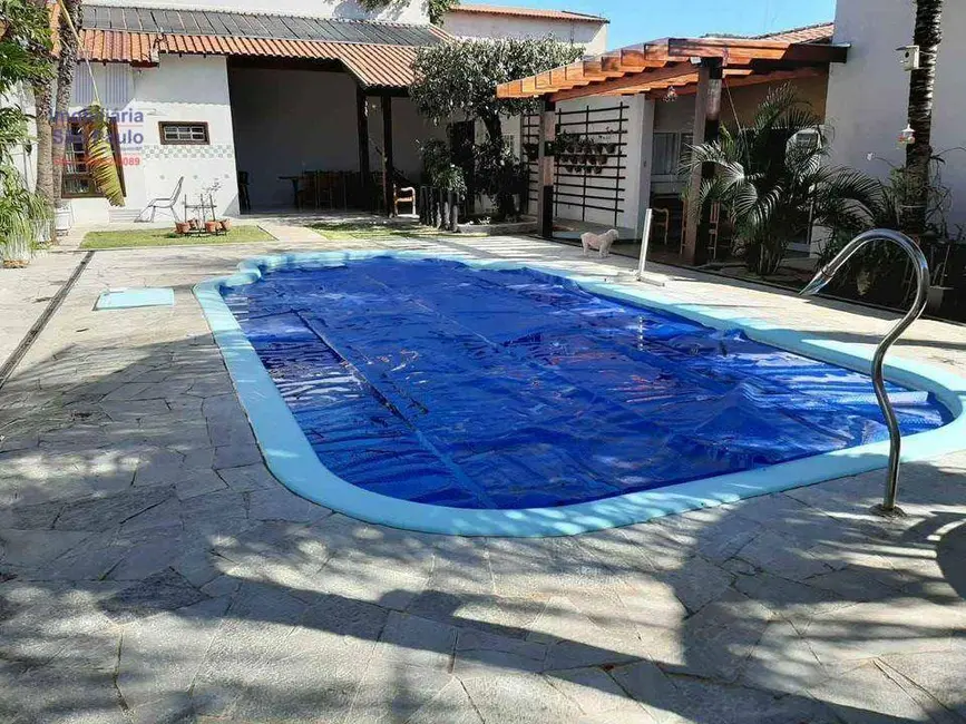 Foto 1 de Casa com 3 quartos à venda, 550m2 em Fernandopolis - SP