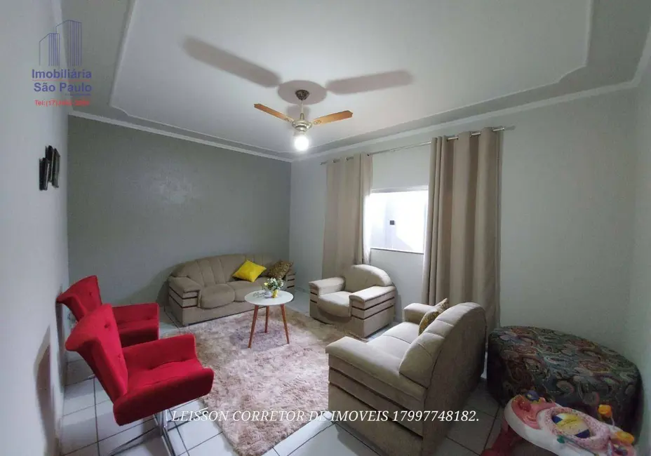 Foto 2 de Casa com 3 quartos à venda, 253m2 em Fernandopolis - SP