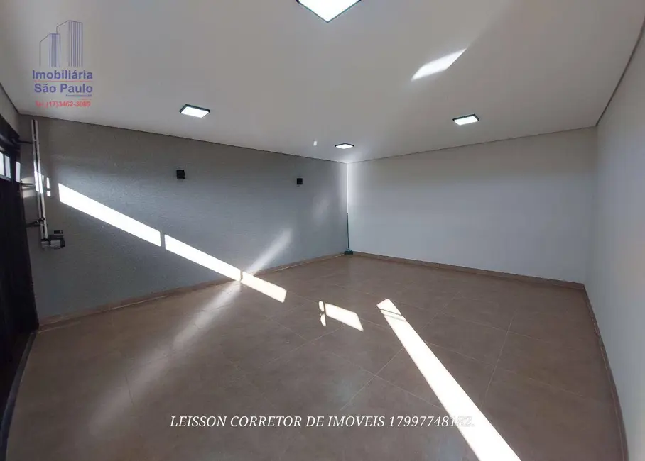 Foto 2 de Casa com 3 quartos à venda, 250m2 em Fernandopolis - SP