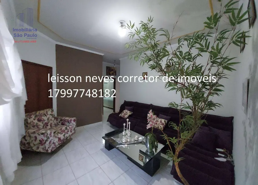 Casa com 3 quartos à venda, 200m2 em Fernandopolis - SP - imagem 2 Foto 2 de Casa com 3 quartos à venda, 200m2 em Fernandopolis - SP