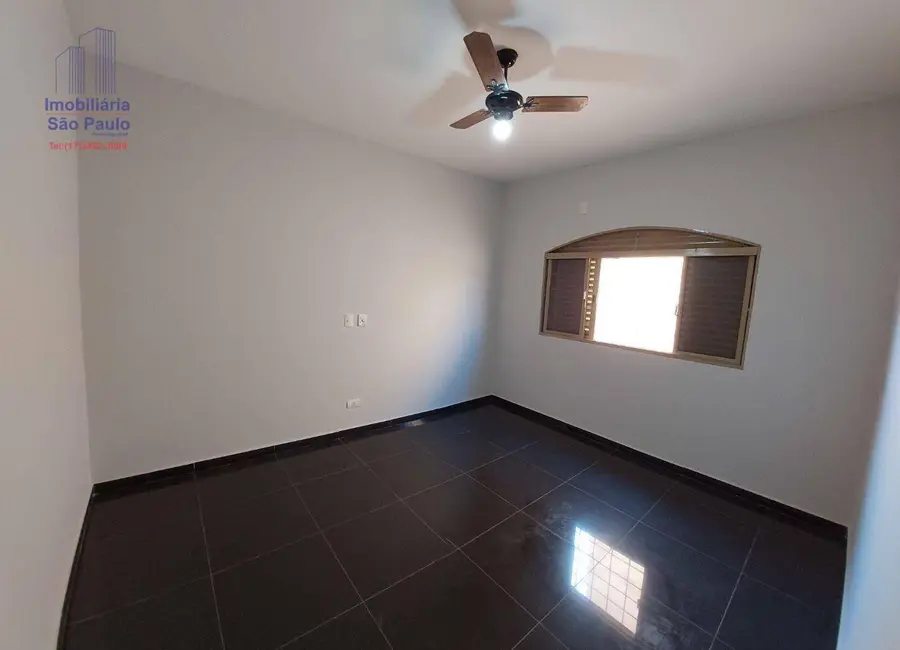 Casa com 3 quartos à venda, 600m2 em Fernandopolis - SP - imagem 8 Foto 8 de Casa com 3 quartos à venda, 600m2 em Fernandopolis - SP