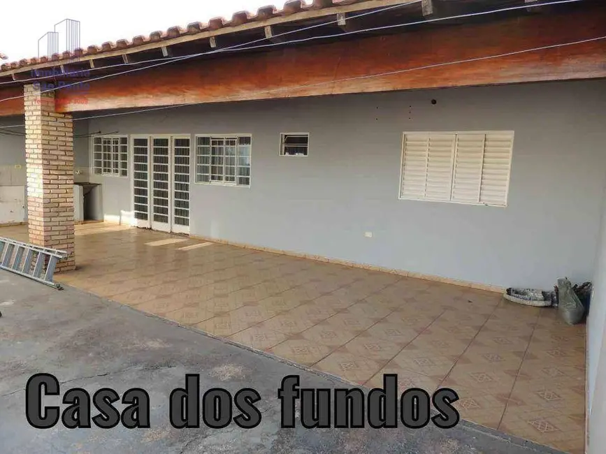 Foto 1 de Casa com 3 quartos à venda, 402m2 em Fernandopolis - SP