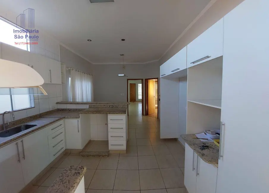 Foto 4 de Casa com 3 quartos à venda, 250m2 em Centro, Fernandopolis - SP