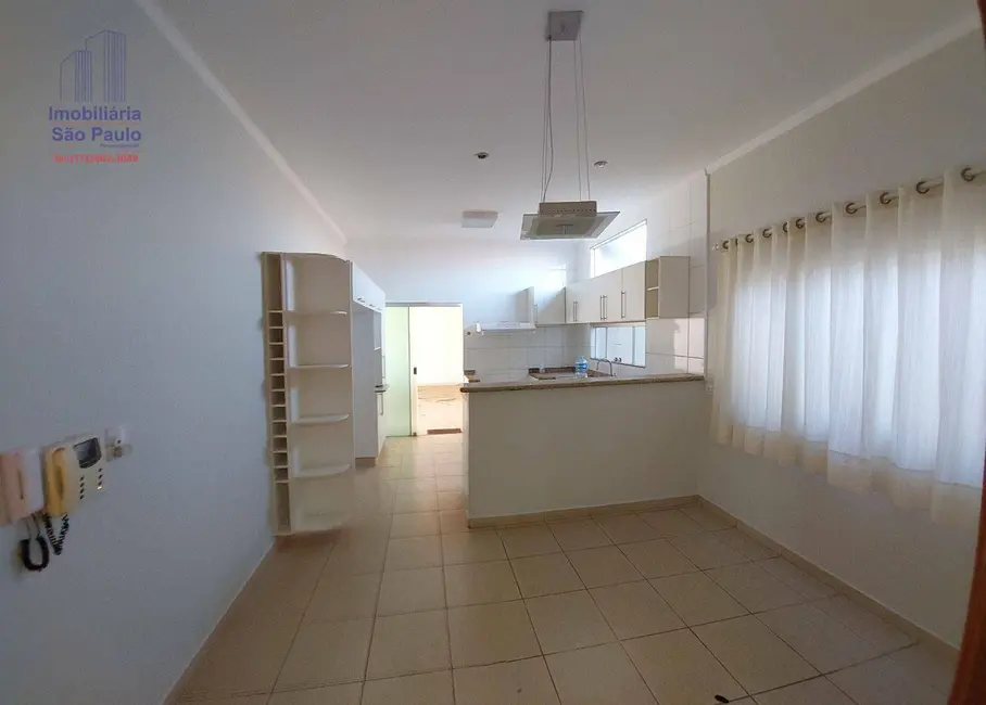 Foto 5 de Casa com 3 quartos à venda, 250m2 em Centro, Fernandopolis - SP