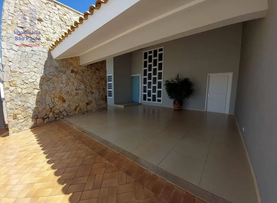 Foto 1 de Sobrado com 3 quartos à venda, 360m2 em Fernandopolis - SP