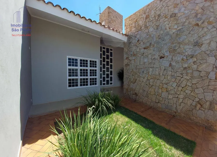 Foto 2 de Sobrado com 3 quartos à venda, 360m2 em Fernandopolis - SP