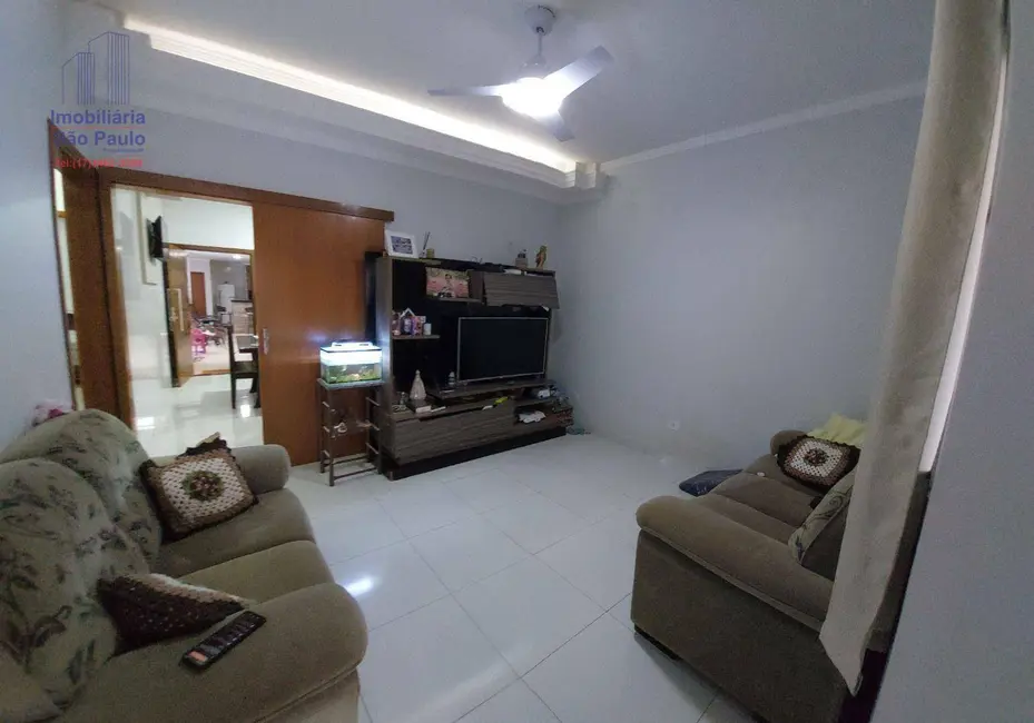 Foto 2 de Casa com 3 quartos à venda, 360m2 em Fernandopolis - SP