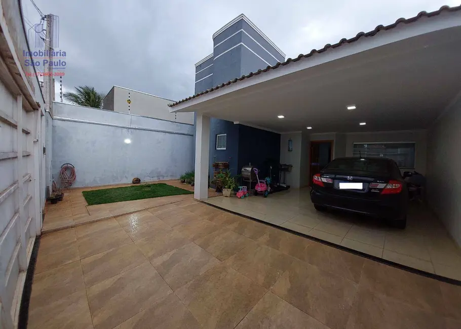 Foto 1 de Casa com 3 quartos à venda, 360m2 em Fernandopolis - SP