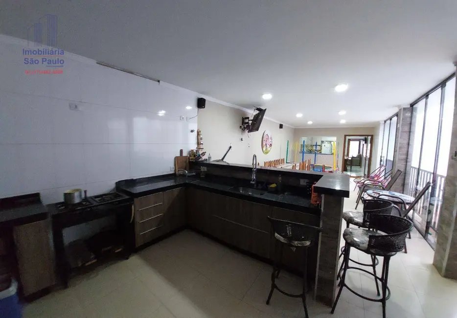 Foto 9 de Casa com 3 quartos à venda, 360m2 em Fernandopolis - SP