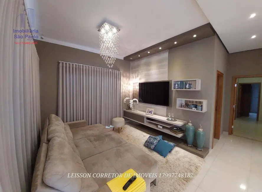 Casa com 3 quartos à venda, 360m2 em Fernandopolis - SP - imagem 3 Foto 3 de Casa com 3 quartos à venda, 360m2 em Fernandopolis - SP